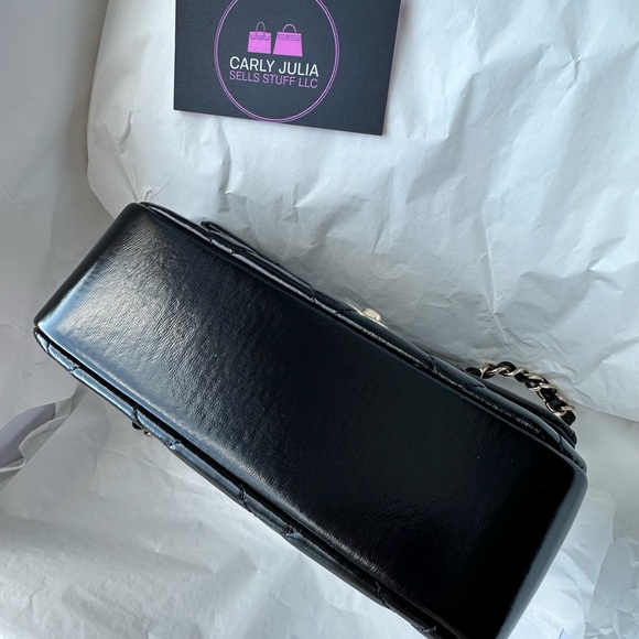 CHANEL 2024 Mini Flap Bag - Picture 5 of 6